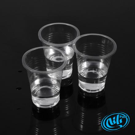 عرضه بدون واسطه لیوان یکبار مصرف شربت